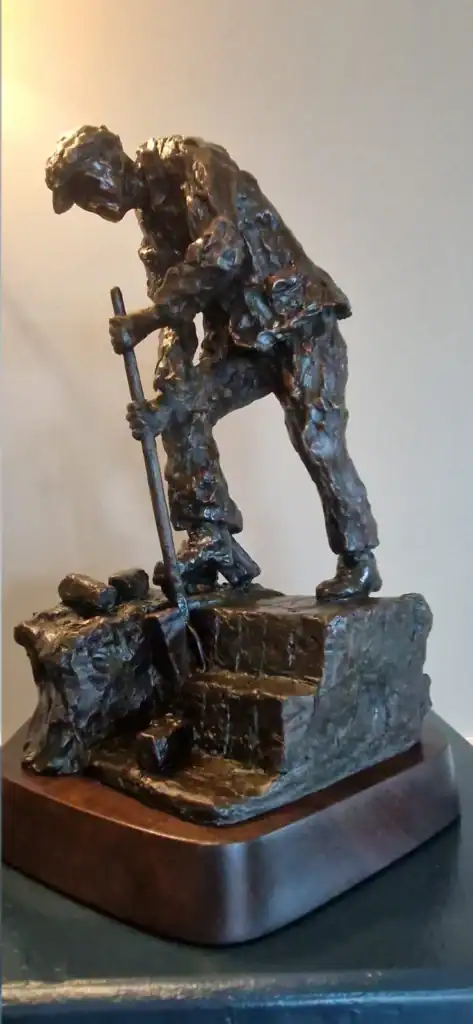 Liam O&#039;Neill Sculpture